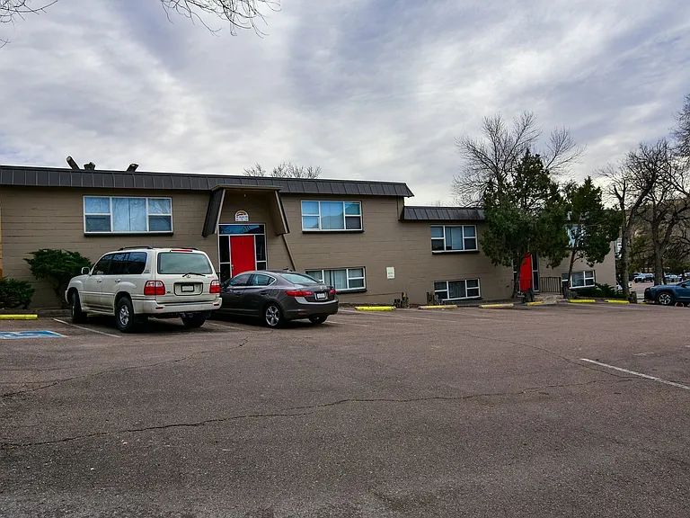 Red Rock Terrace — Photo 24