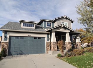 928 Snowy Plain Rd, Fort Collins, CO 80525