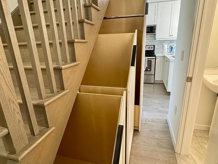 100 Alex Gardner Cir #5 — Photo 16