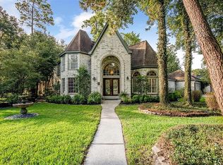 23 Deer Lake Ct, Spring, TX 77381