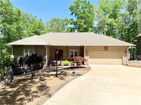 10 Captain Ln, Salem, SC 29676