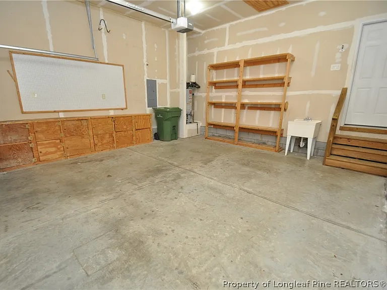 248 N Honey Springs Ave — Photo 38