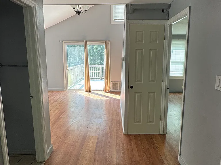 54 Columbus Ave — Photo 6
