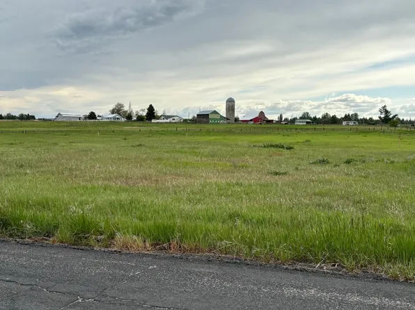 28115 N North Rd, Deer Park, WA 99006