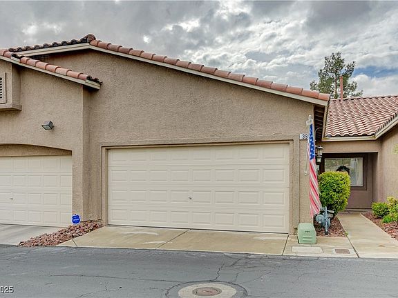 2nd image of 393 Blanca Springs Dr