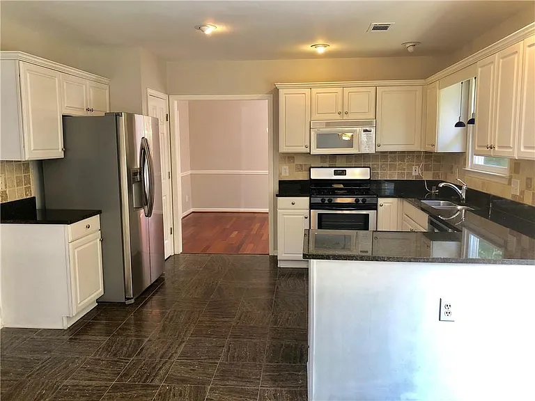 2102 Chatou Pl NW — Photo 10