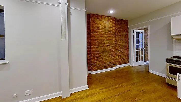 Rented by Compass | media 11