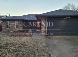 2718 Mount Vernon Rd, Enid, OK 73703