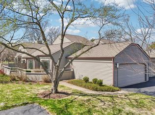 718 Shoreline Rd Unit 718, Barrington, IL