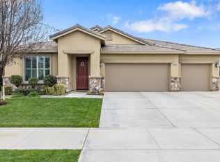 3540 W Vine Ave, Visalia, CA 93291