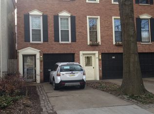 918 Bellefonte St, Pittsburgh, PA 15232