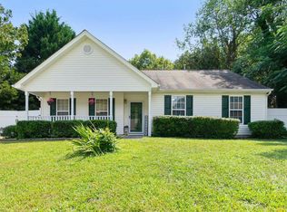 109 Red Feather Ct, Holly Springs, NC 27540