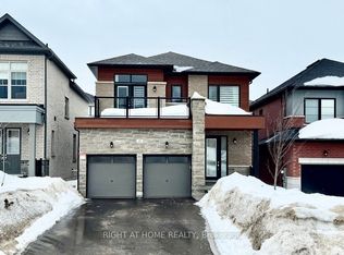 21 Calypso Ave, Springwater, ON L9X 2E3