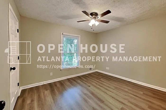 798 Brownlee Ln — Photo 14