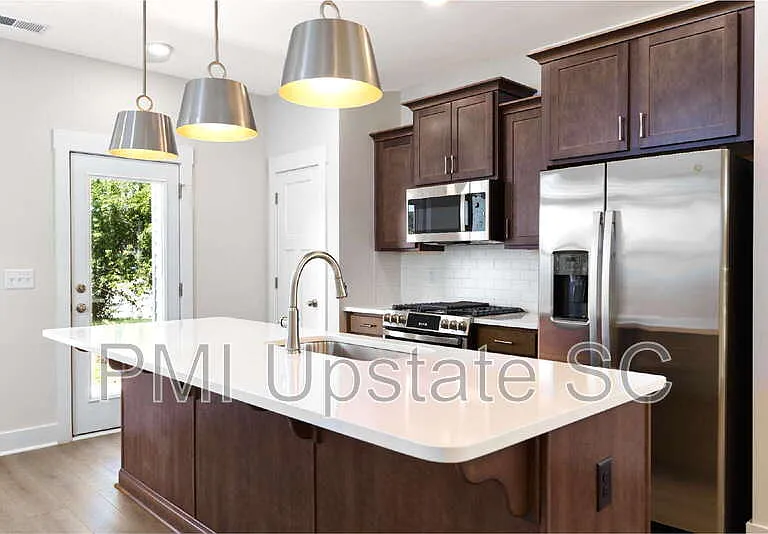 214 Cali Way — Photo 5