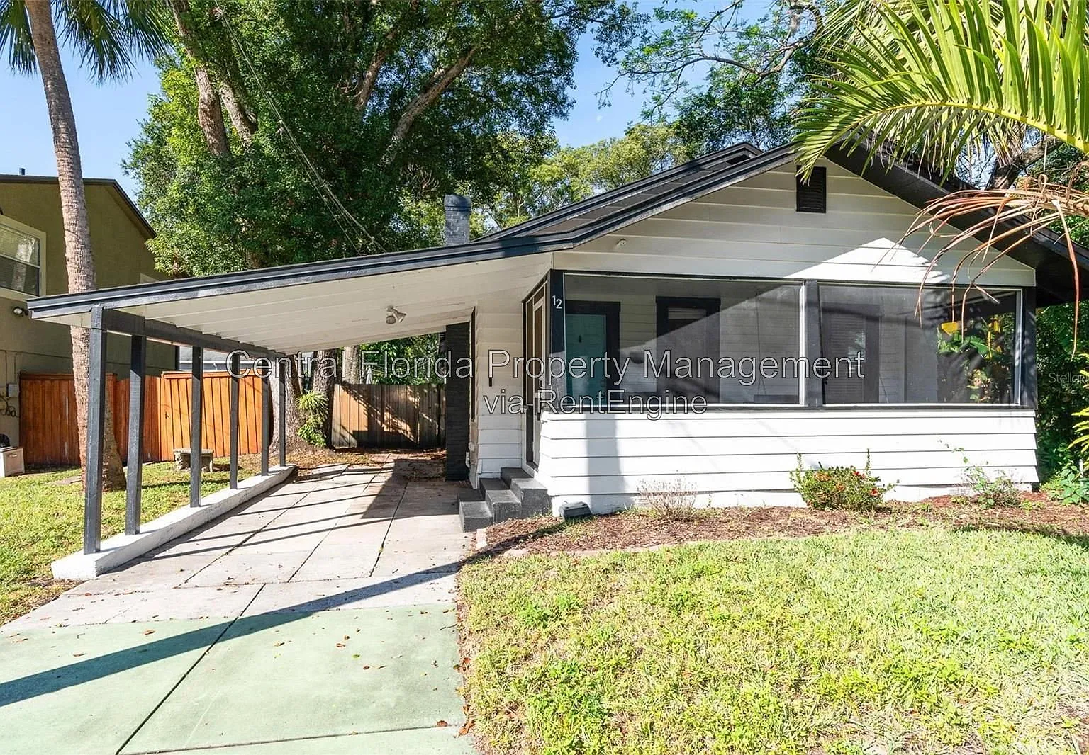 3 bed, 2.0 bath, 1250 sqft, $2,300 — Photo 1