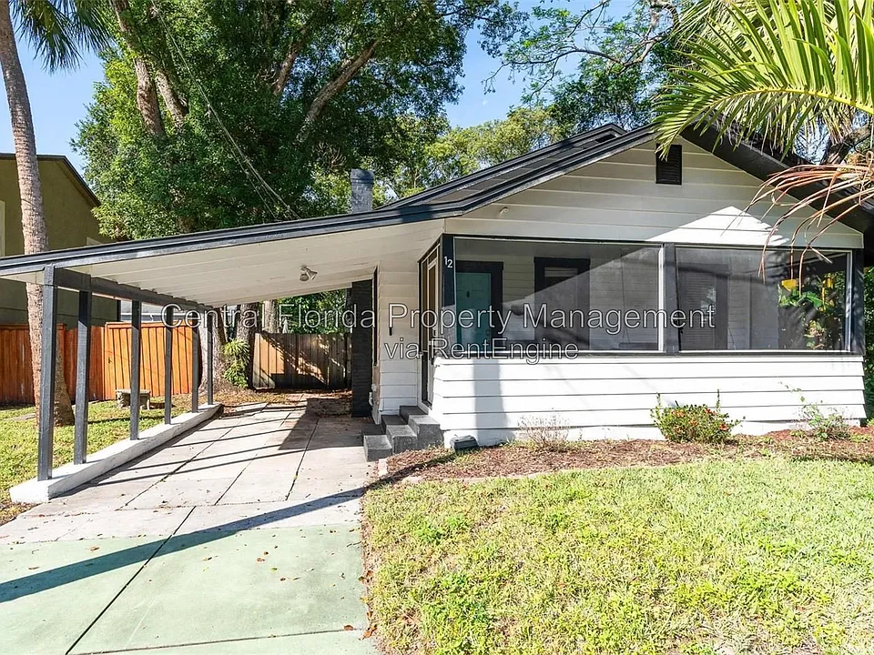12 N Forest Ave