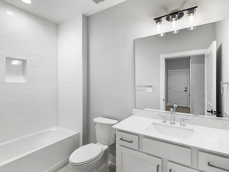 2035 Parkside Ln — Photo 33