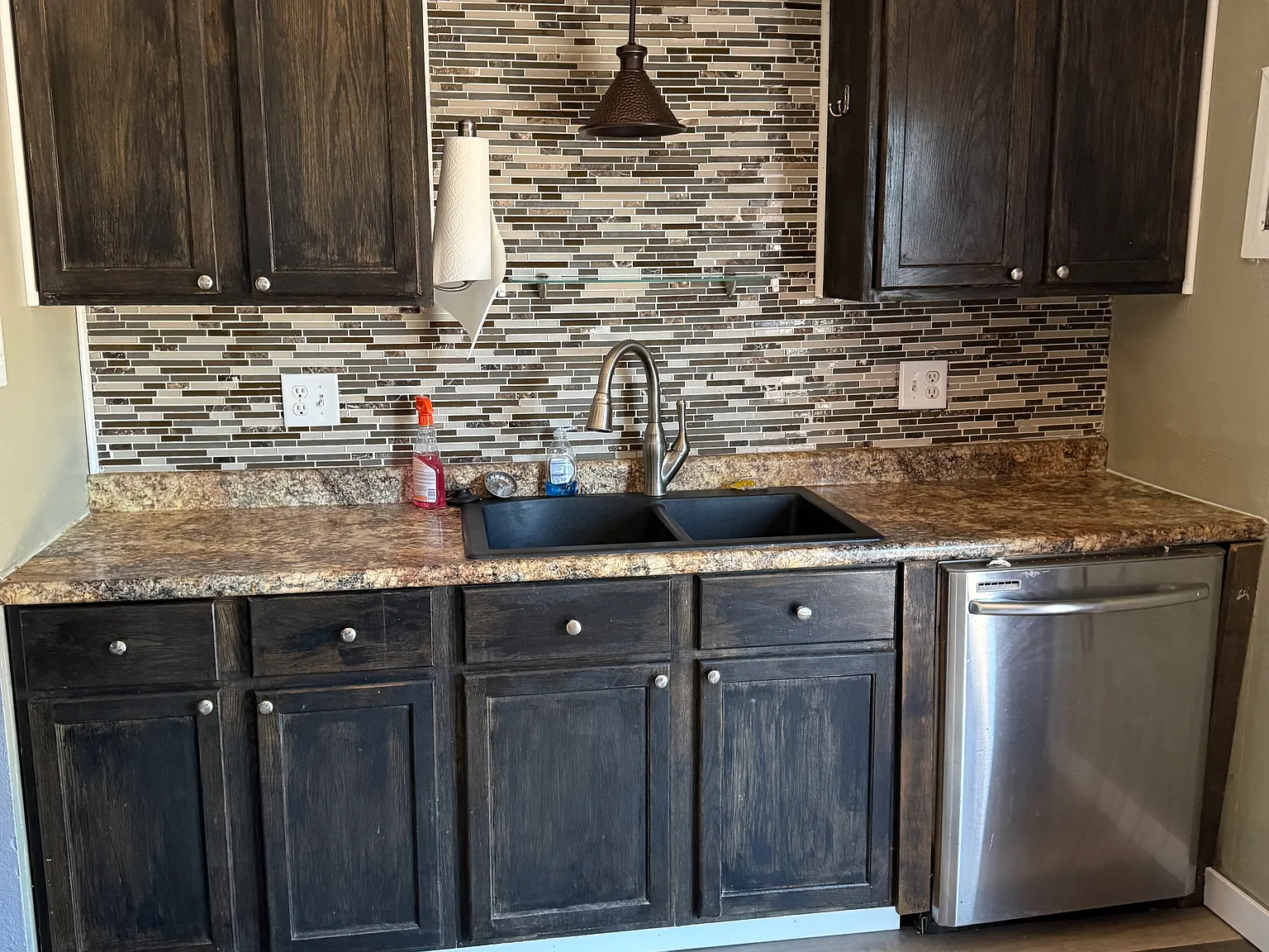 3 bed, 1008 sqft, $1,500 — Photo 3