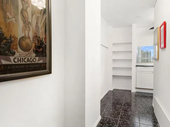 3550 N Lake Shore Dr APT 1912, Chicago, IL 60657