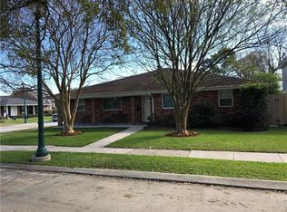 202 Pike Dr, Gretna, LA 70053