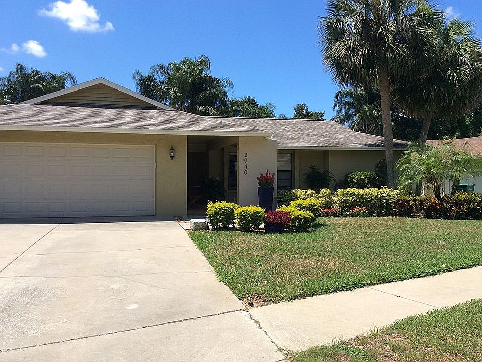 Professionaly landscaped