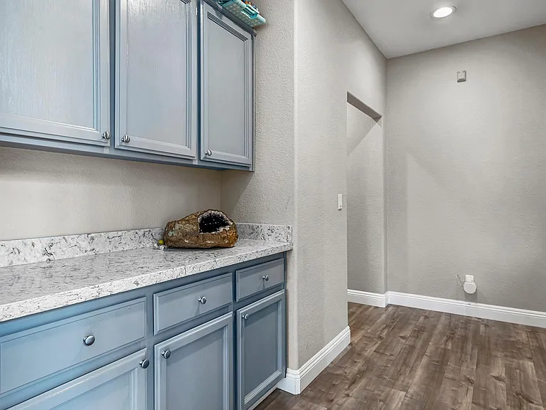 129 Biscayne Way — Photo 20