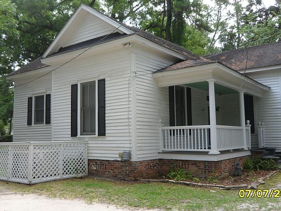 2nd image of 1111 N Toombs St