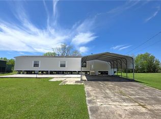 712 Buras River Rd, Buras, LA 70041