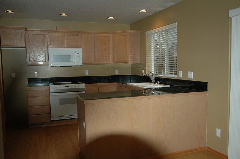 2nd image of 19599 Alexis Ct