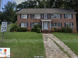 125 Jacobs Hwy UNIT B, Clinton, SC 29325