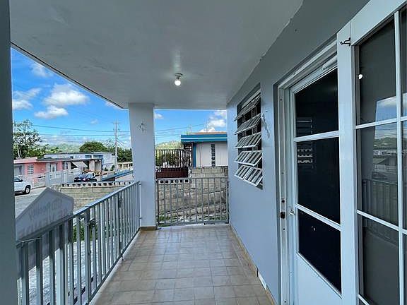 3rd image of 3 Guaraguao Ward #206