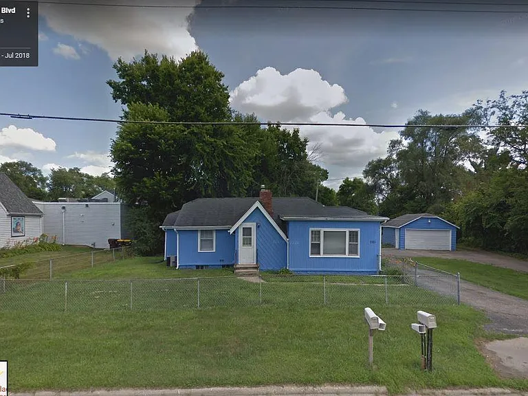 1921 Blackhawk Blvd — Photo 8
