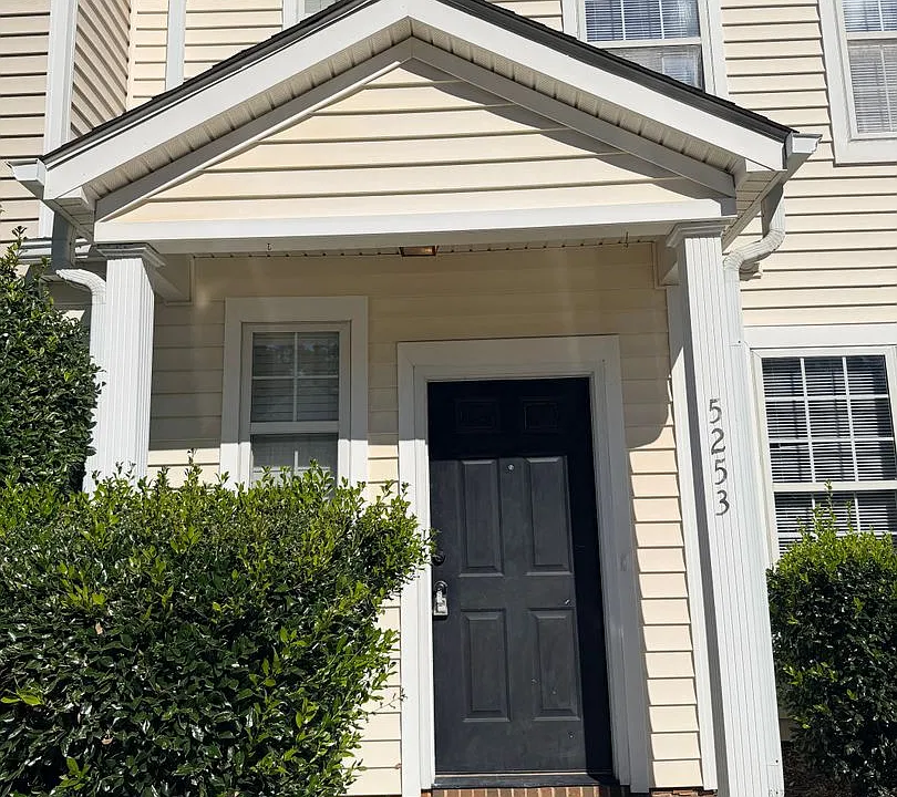 5253 Patuxent Dr