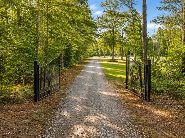 136 13th Way, Cross, SC 29436