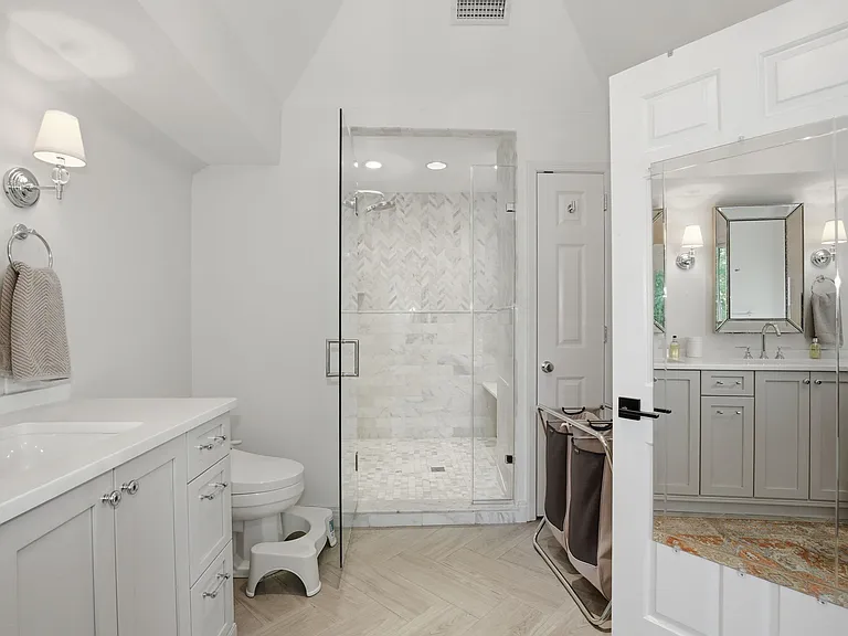 7005 Endicott Ct — Photo 24