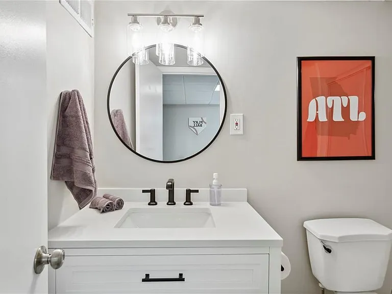 5212 Laurel Bridge Dr SE — Photo 38