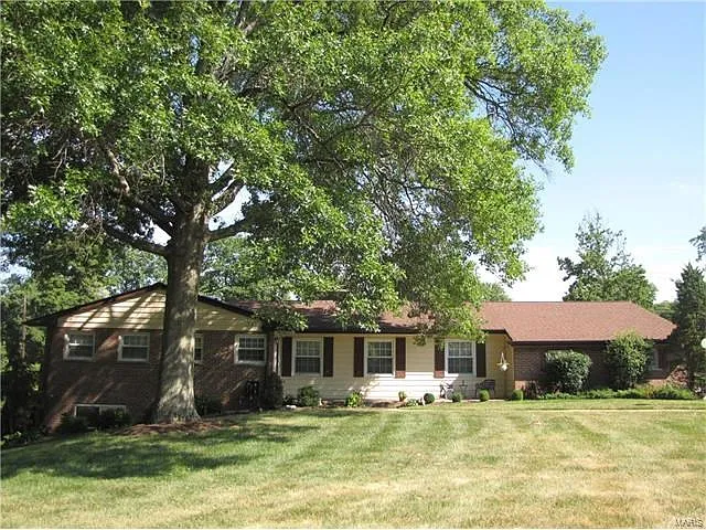 1209 Wilton Ln photo 1