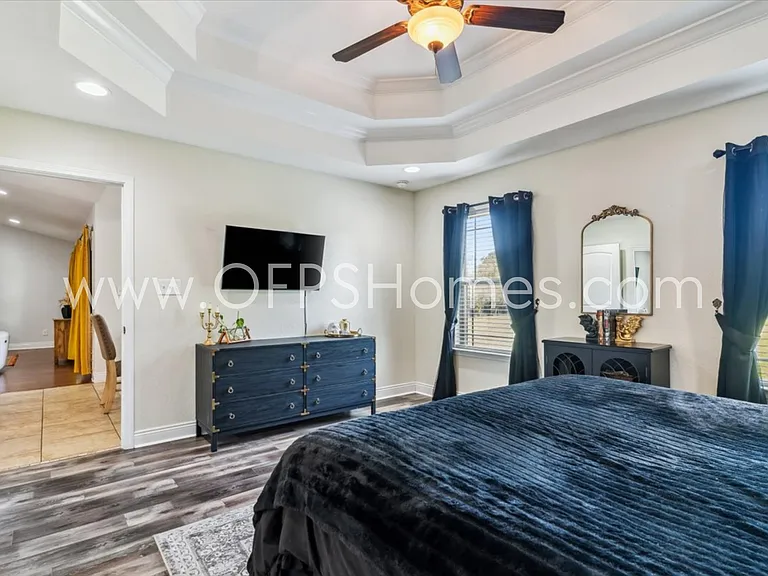 8170 Tavira St — Photo 21
