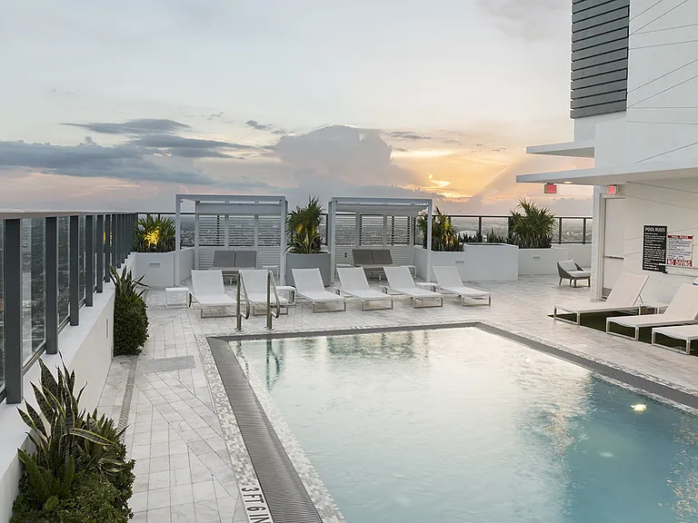 Solitair Brickell Apartments — Photo 20