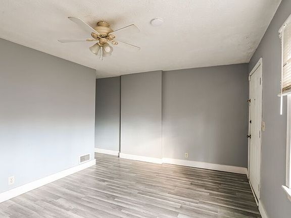 4th image of 2654 Avalon Pl Unit 2654