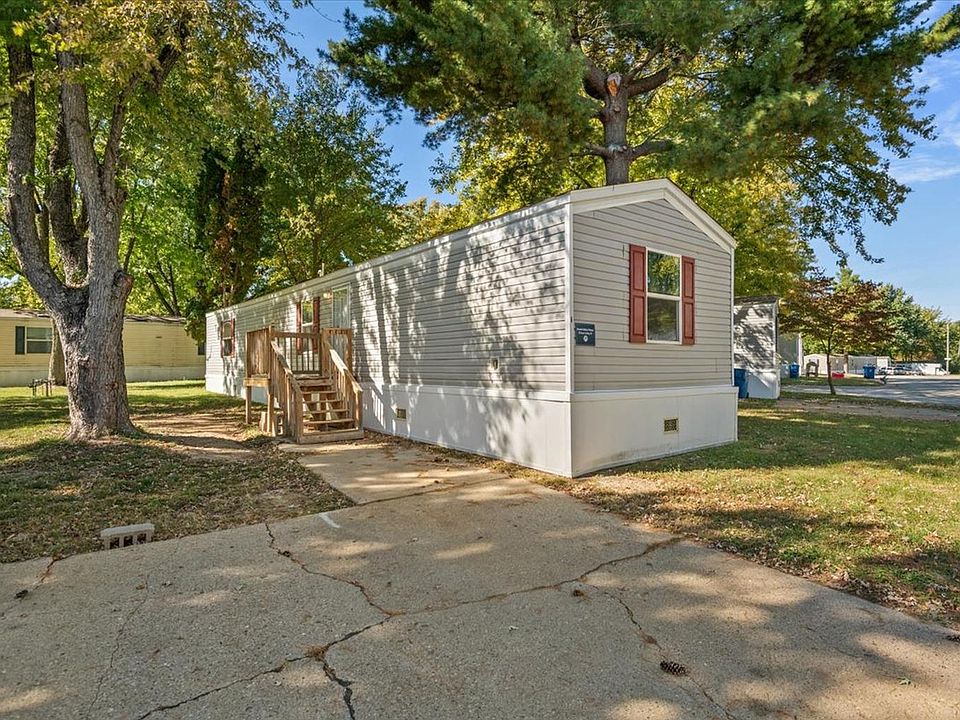 1st image of 6 Amos Valley Dr
