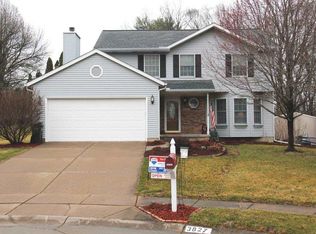 3827 Windsor Pines Ct, Davenport, IA 52807
