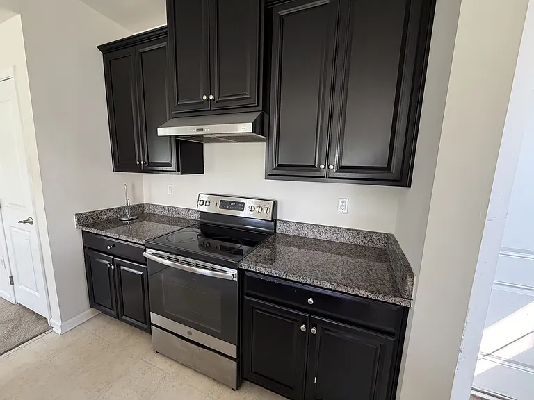 9518 Royal Tern Dr — Photo 7