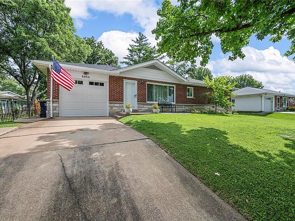 4th image of 8856 Glen Rose Dr