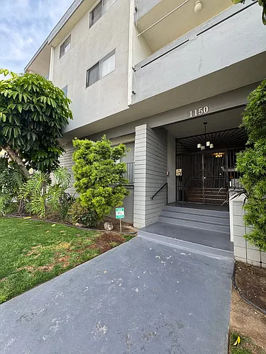 1150 N Normandie Photo 1 1150 N Normandie Photo 1