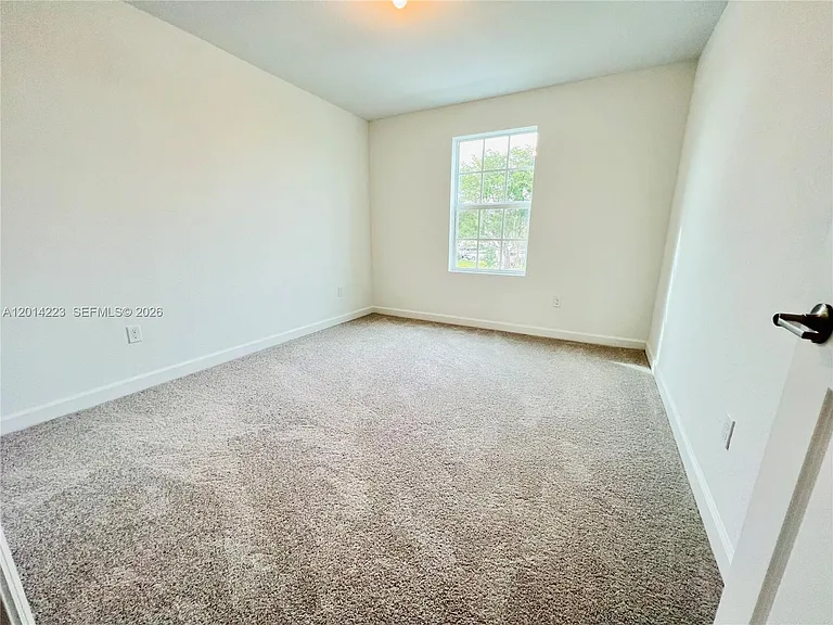 6923 Harbours Edge Ave — Photo 12