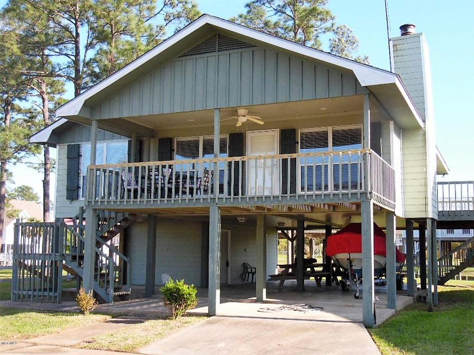 1st image of 107 Sweet Bay Dr