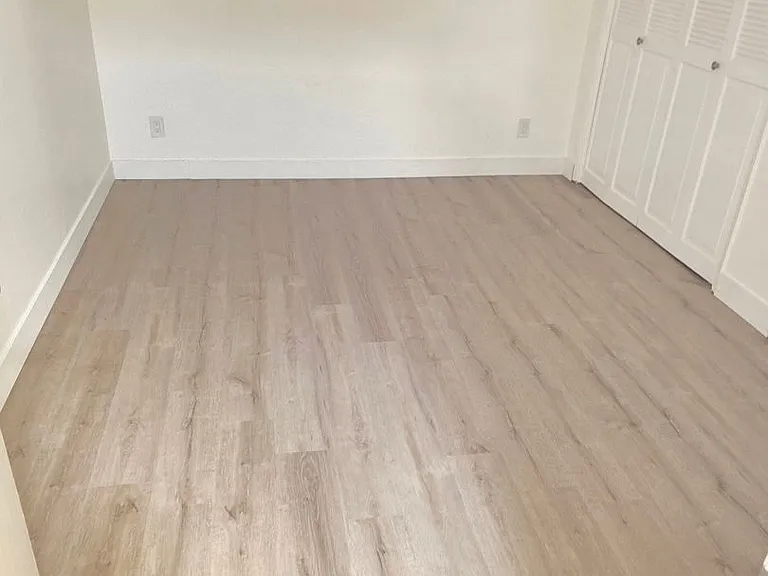 236 Bicknell Ave — Photo 6