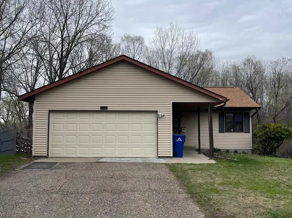 986 Germain Ct, Saint Paul, MN 55106